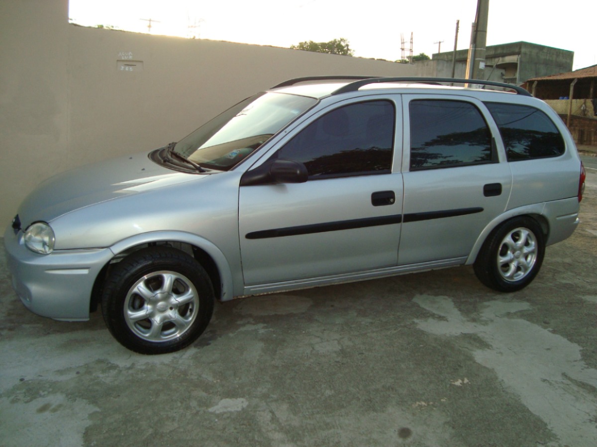 Фото Chevrolet Corsa