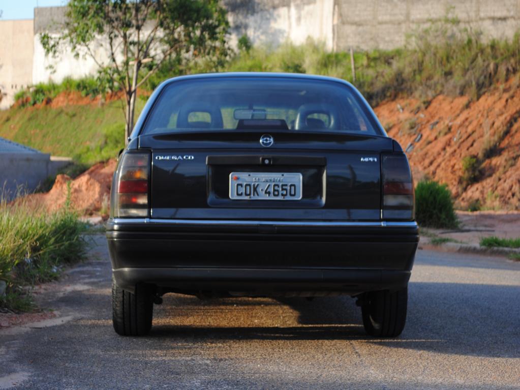 Фото Chevrolet Omega