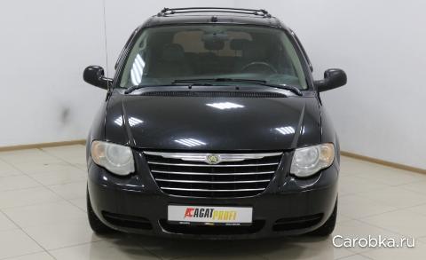 Фото Chrysler Town and Country