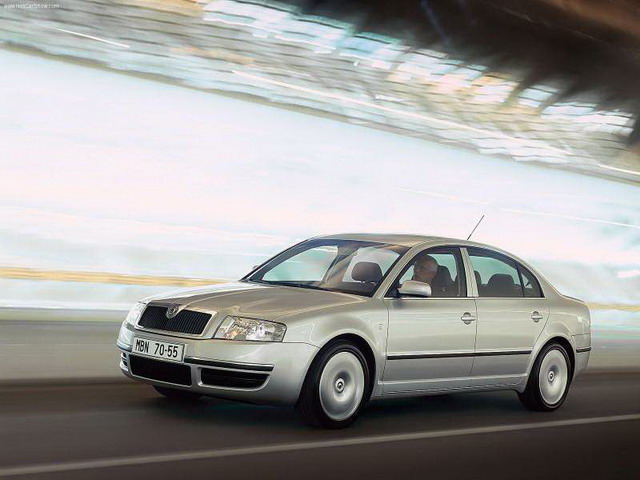 Фото Skoda Superb