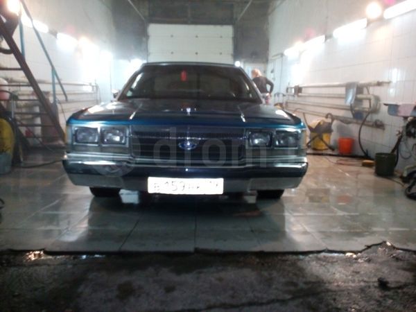 Фото Ford Crown Victoria седан 2 поколение 