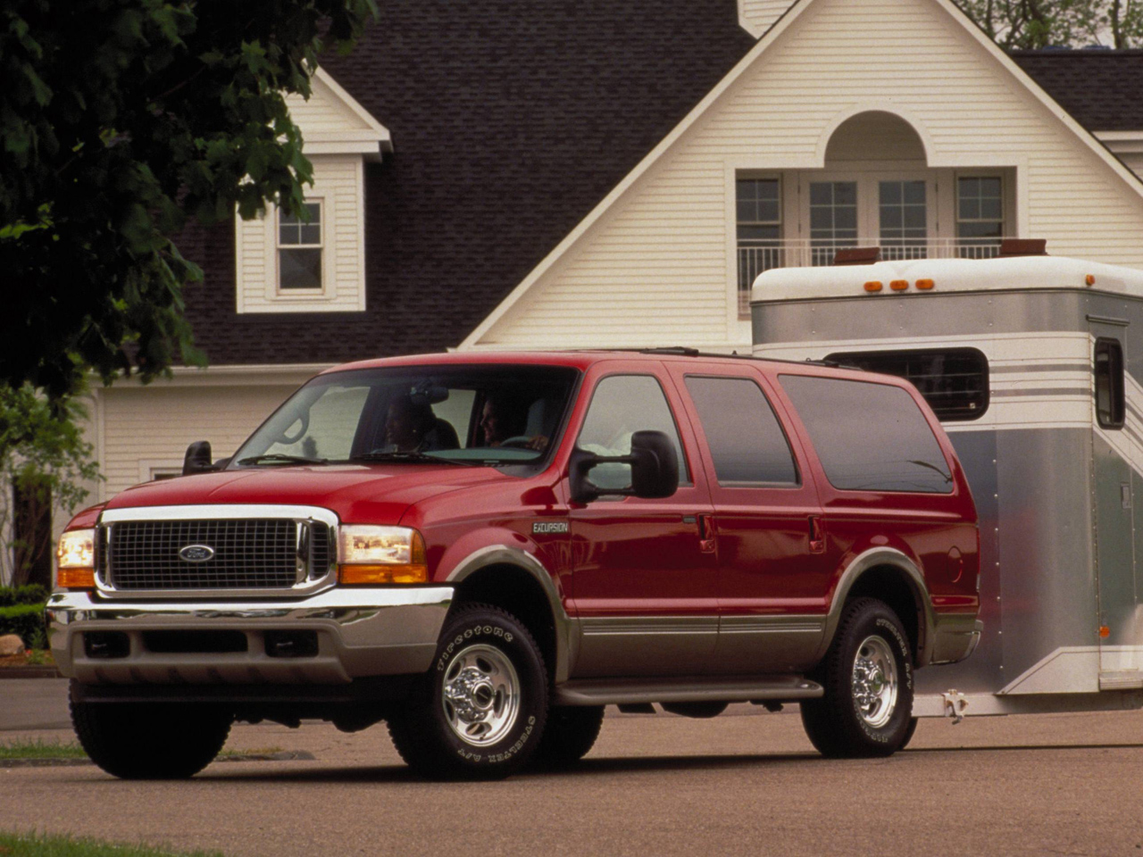 Фото Ford Excursion