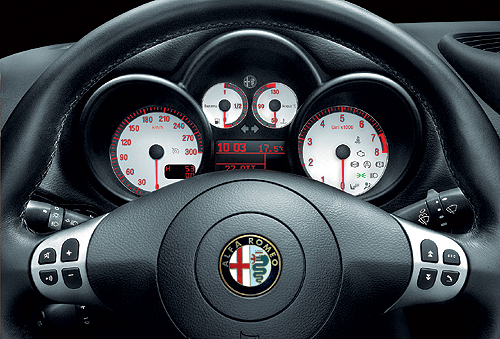 Фото Alfa romeo GT