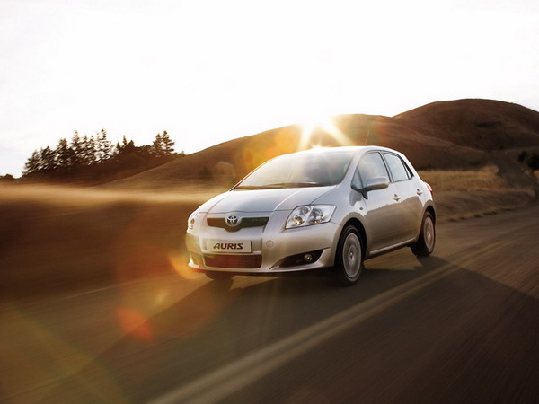 Фото Toyota Auris