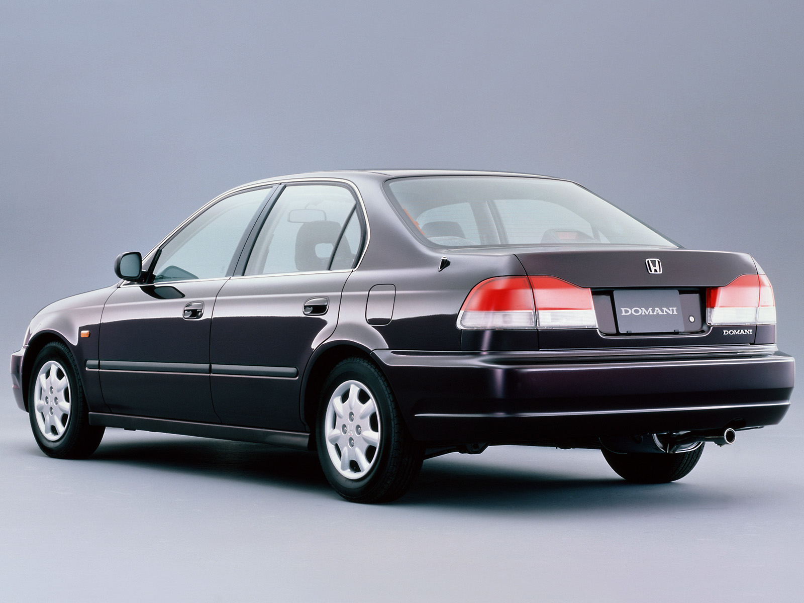 Фото Honda Domani
