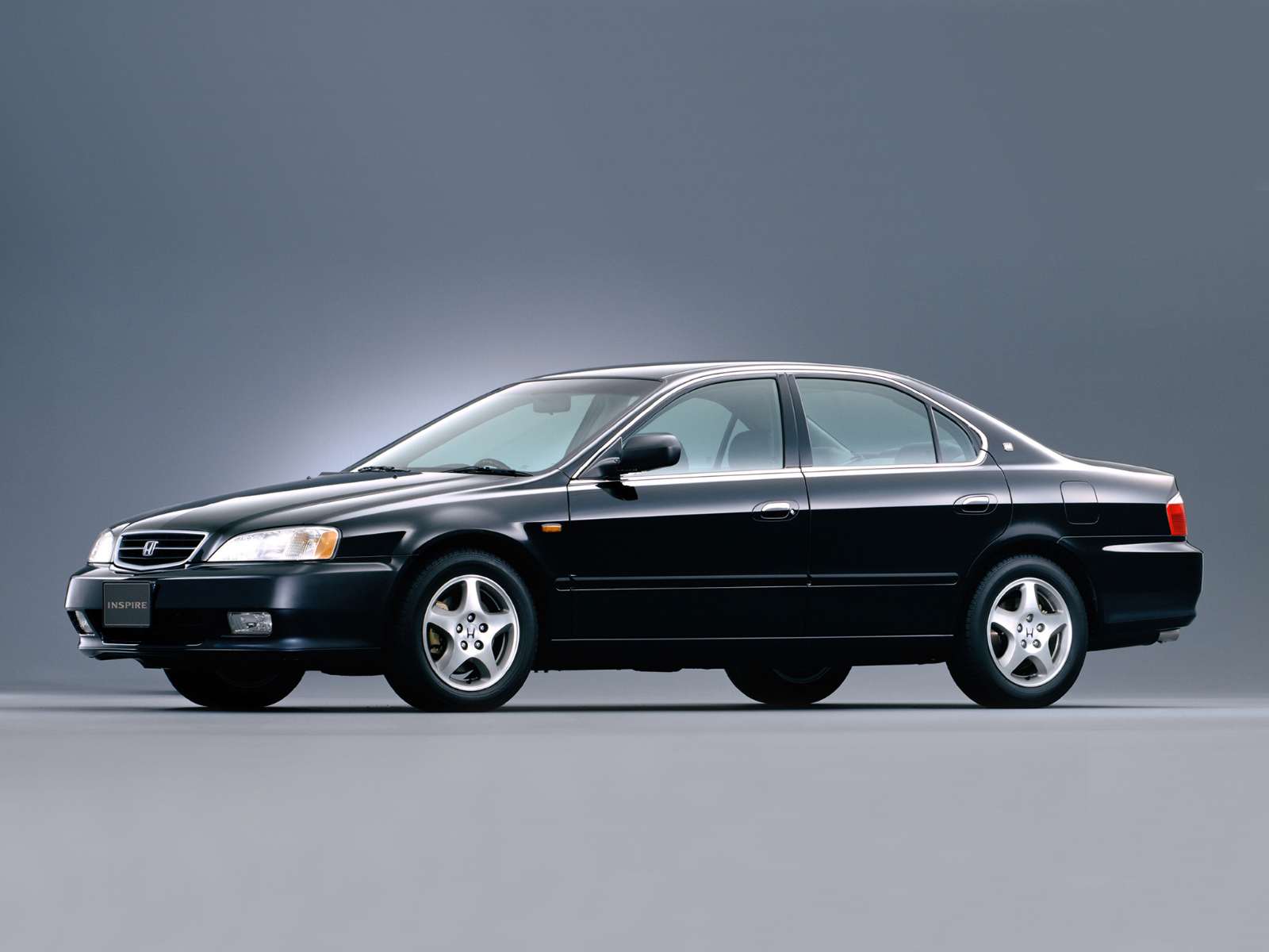 Фото Honda Inspire