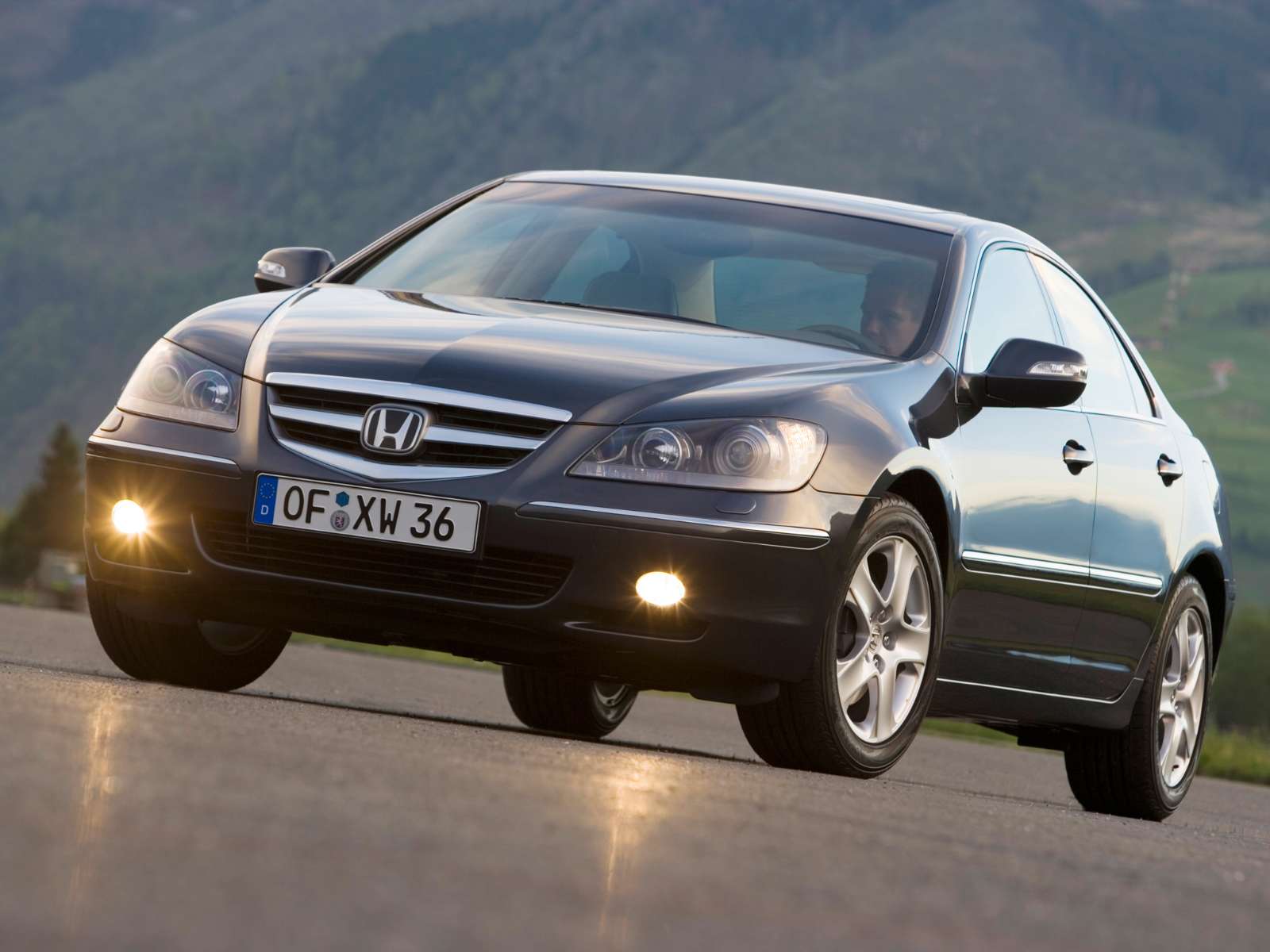 Фото Honda Legend