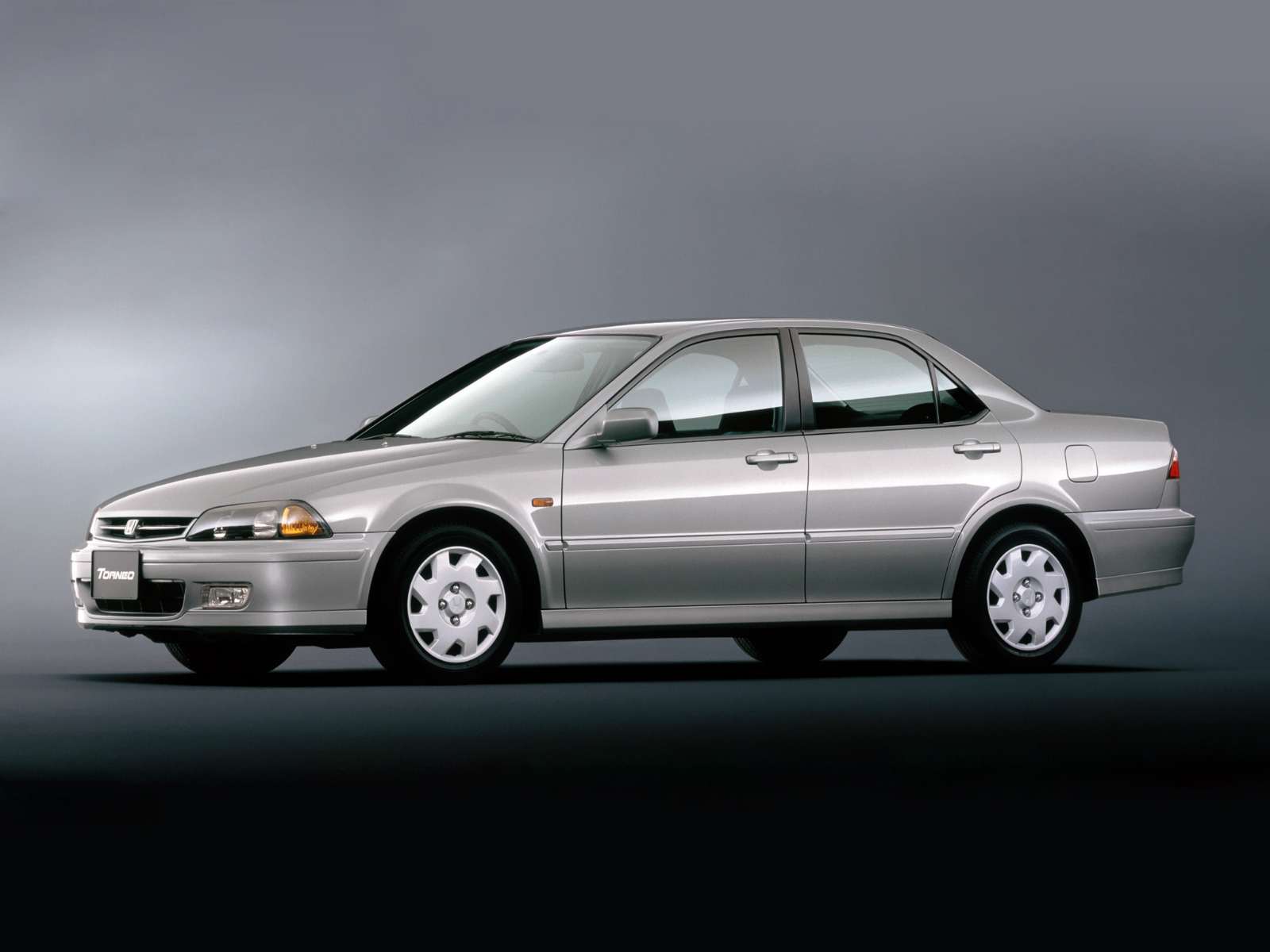 Фото Honda Torneo