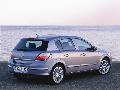 Фото Opel Astra 5dr 2.0 MT