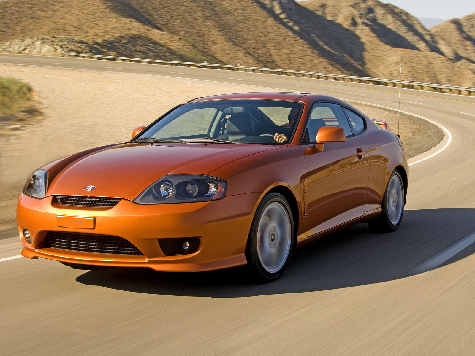 Фото Hyundai Tiburon