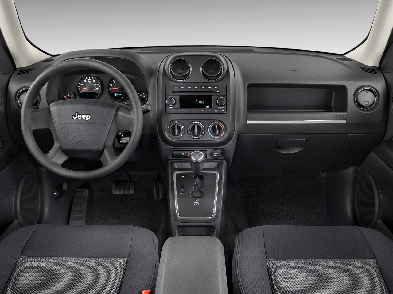 Фото Jeep Patriot